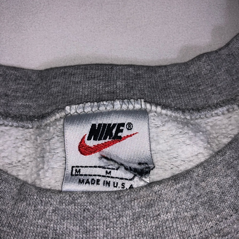 Vintage Nike Sweatshirt - Picture 3 of 5